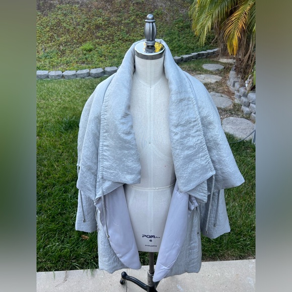 Chico’s Silver Oversized Puffer Jacket - Picture 2 of 8